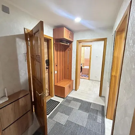 Двухкомнатные Апартаменты На Улице Естая, Дом 89 Напротив Тд Артур Pavlodar Exterior photo